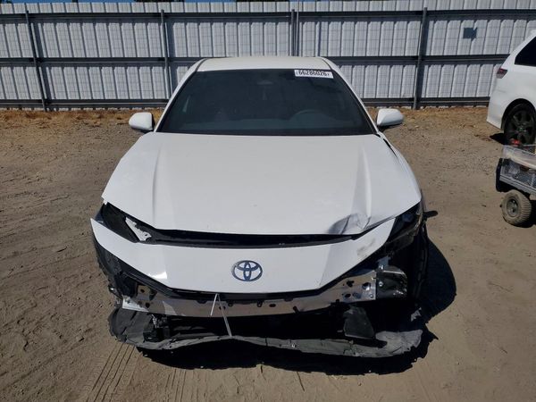 2026 TOYOTA CAMRY