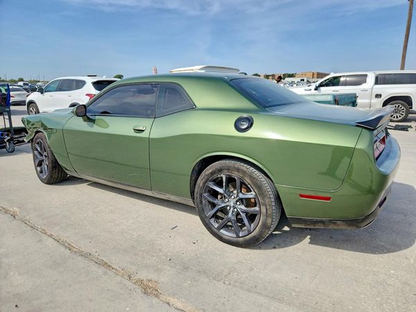 2021 DODGE CHALLENGER SXT