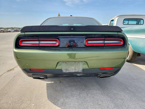 2021 DODGE CHALLENGER SXT