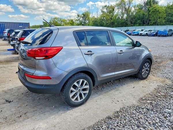 2015 KIA SPORTAGE GL - Middle-low