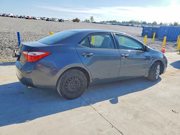 2015 TOYOTA COROLLA
