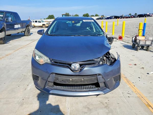 2015 TOYOTA COROLLA