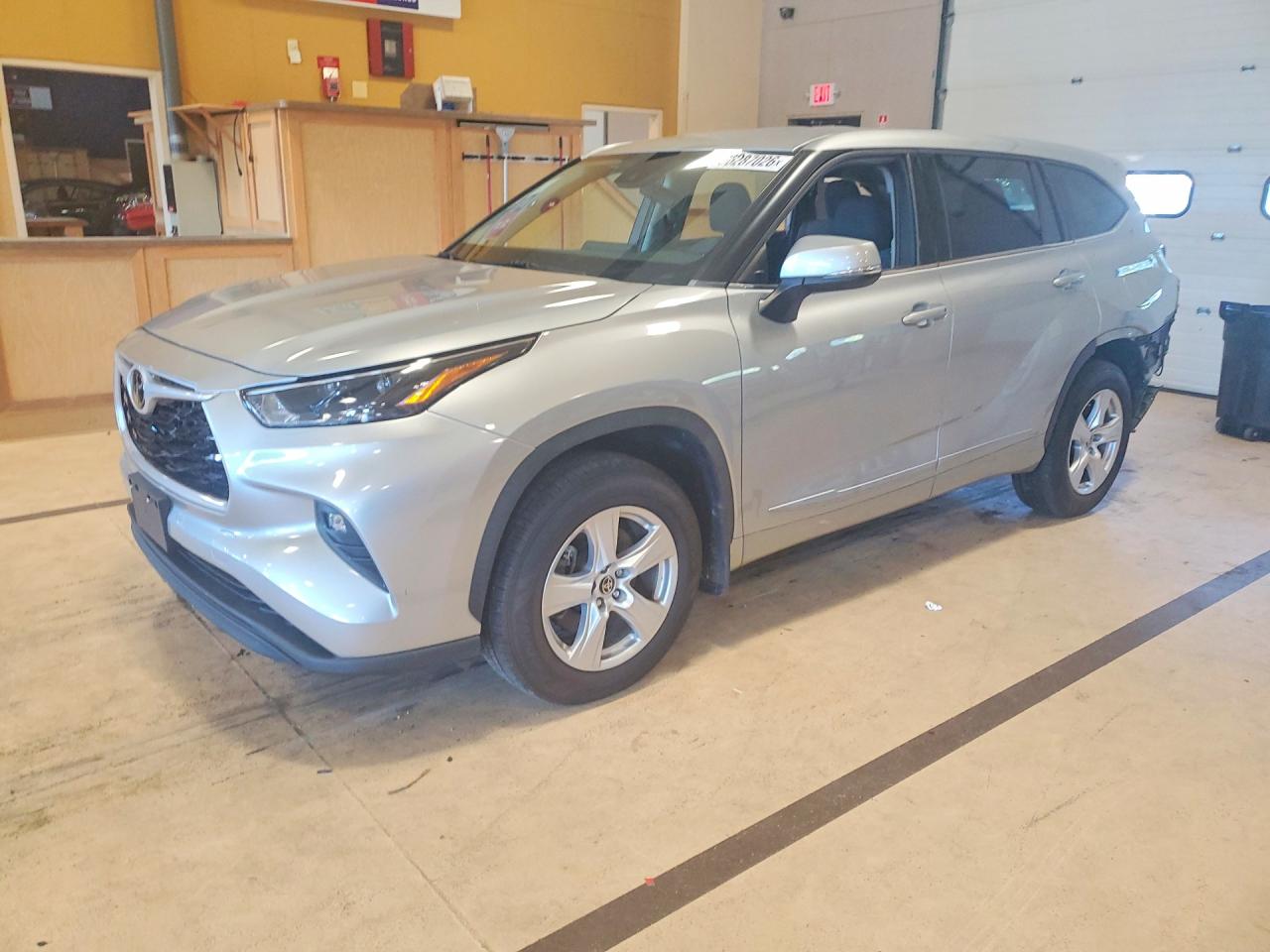 2022 TOYOTA HIGHLANDER