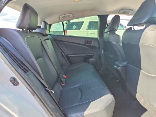 2022 TOYOTA PRIUS