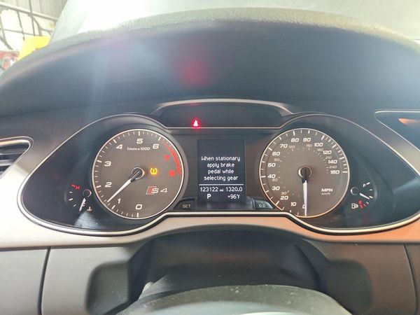 2014 AUDI S4 quattro Premium Plus