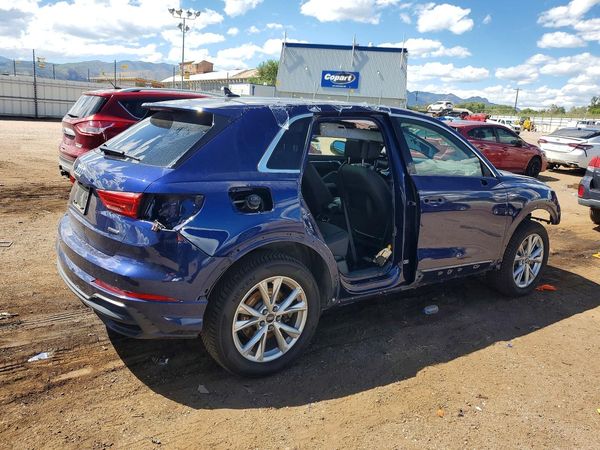 2022 AUDI Q3