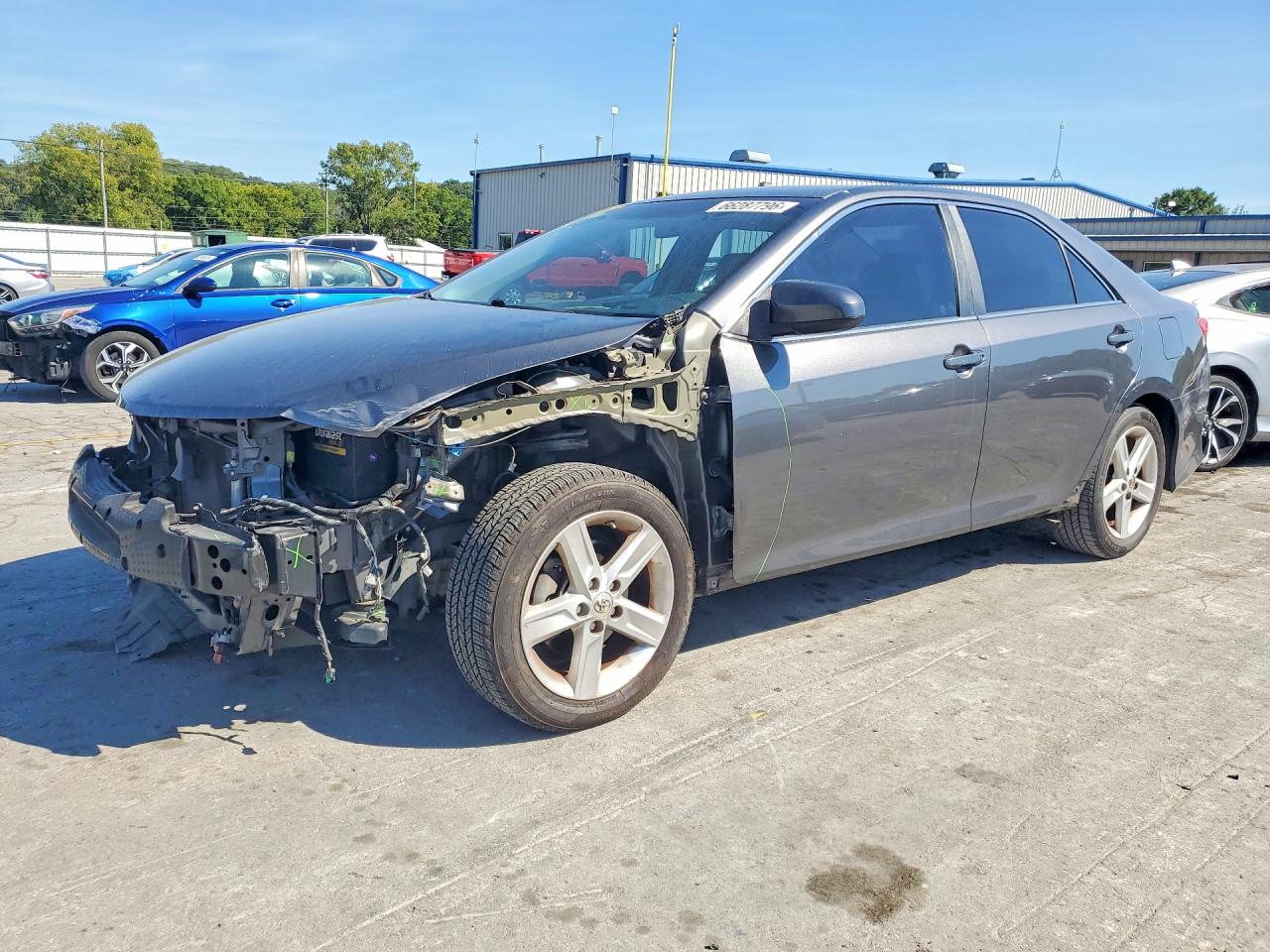 2014 TOYOTA CAMRY