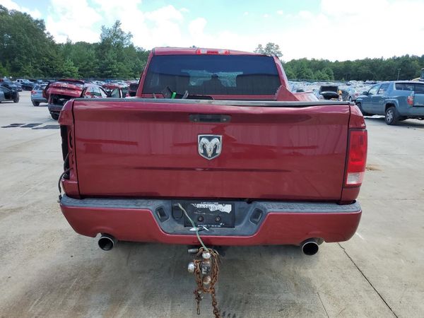 2014 RAM 1500 ST