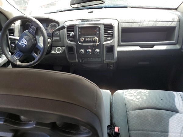 2014 RAM 1500 ST