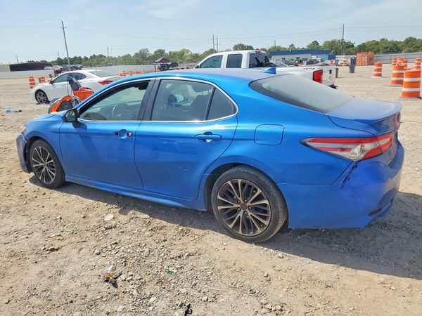 2019 TOYOTA CAMRY