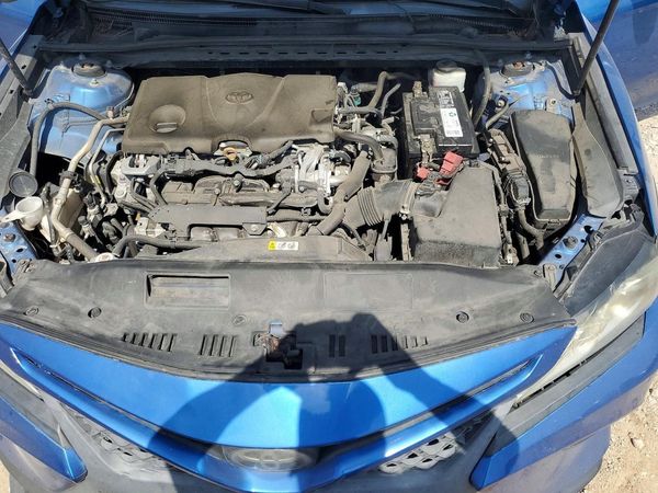 2019 TOYOTA CAMRY