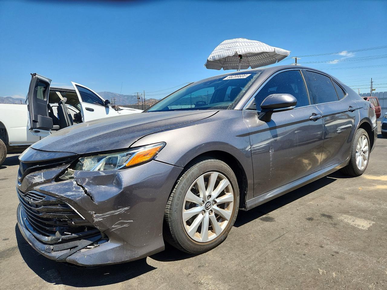 2018 TOYOTA CAMRY