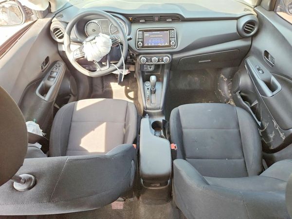 2024 NISSAN KICKS