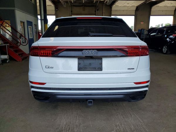 2020 AUDI Q8