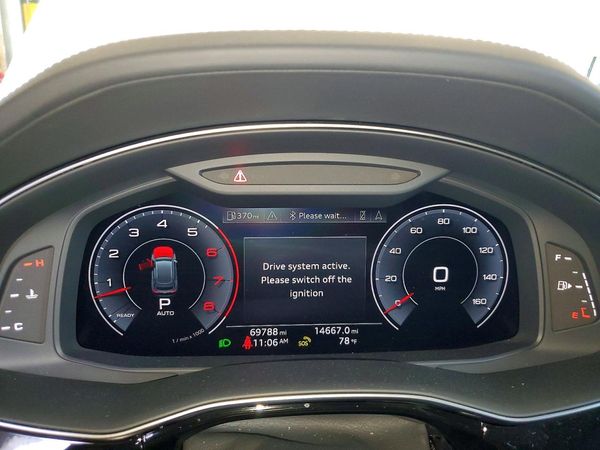 2020 AUDI Q8