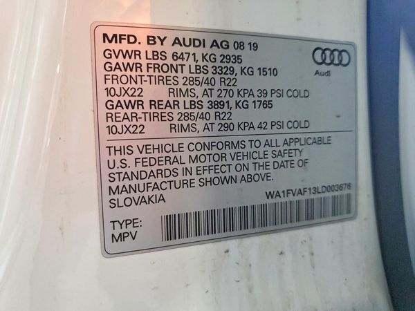 2020 AUDI Q8