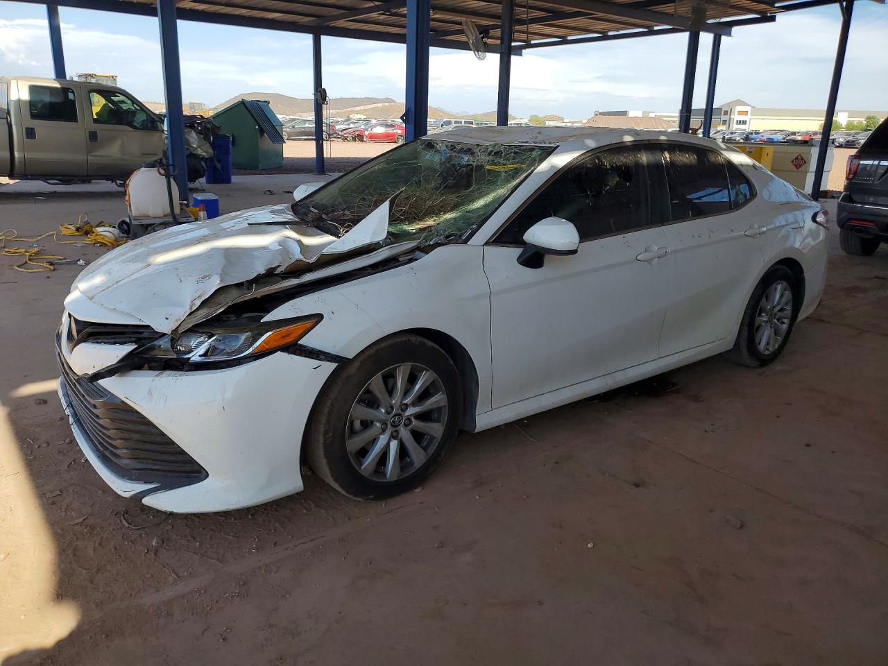 2020 TOYOTA CAMRY LE