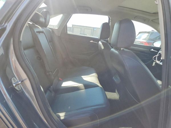 2019 VOLKSWAGEN JETTA SEL