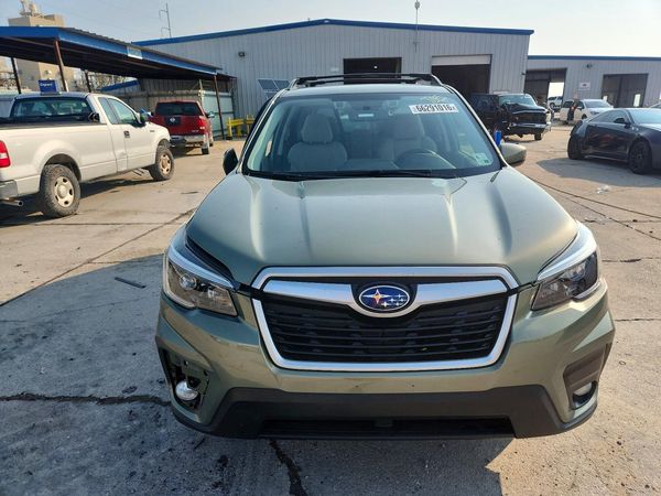 2021 SUBARU FORESTER Premium