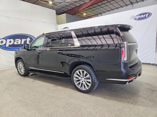 2023 CADILLAC ESCALADE Luxury