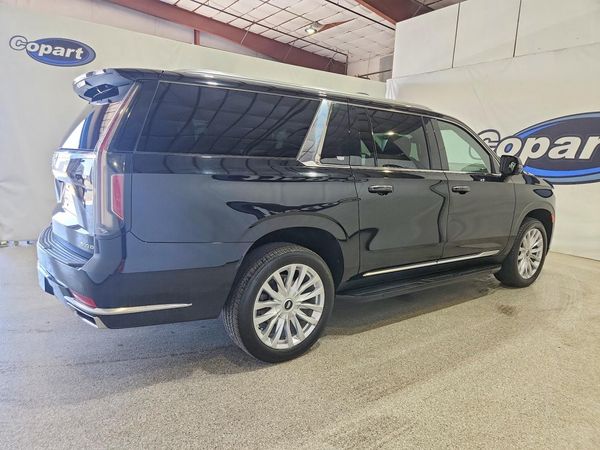 2023 CADILLAC ESCALADE Luxury