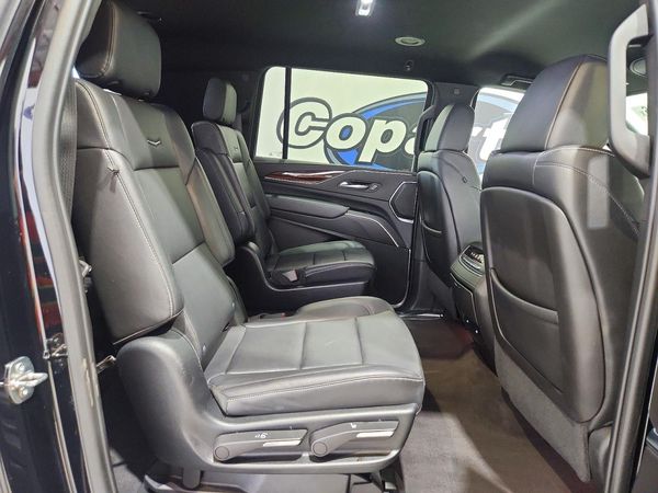 2023 CADILLAC ESCALADE Luxury
