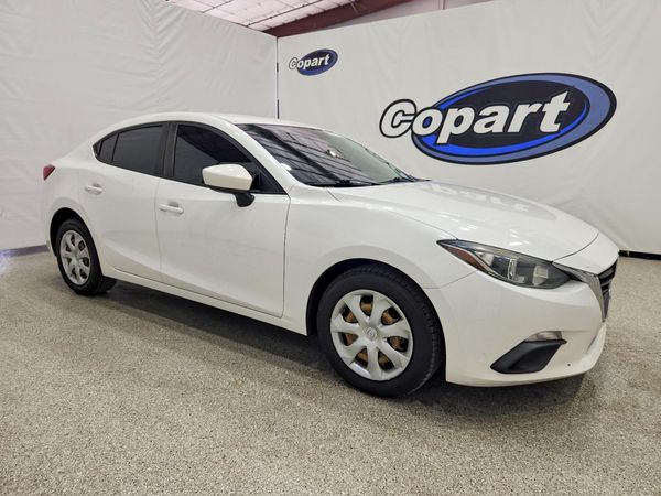 2016 MAZDA 3 SV/Base