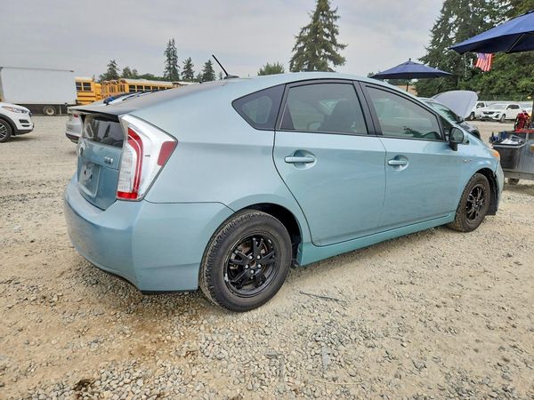 2015 TOYOTA PRIUS