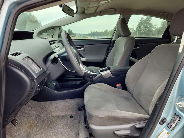2015 TOYOTA PRIUS