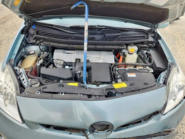2015 TOYOTA PRIUS