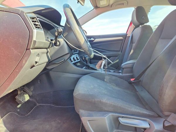 2019 VOLKSWAGEN JETTA S, SE, R-Line