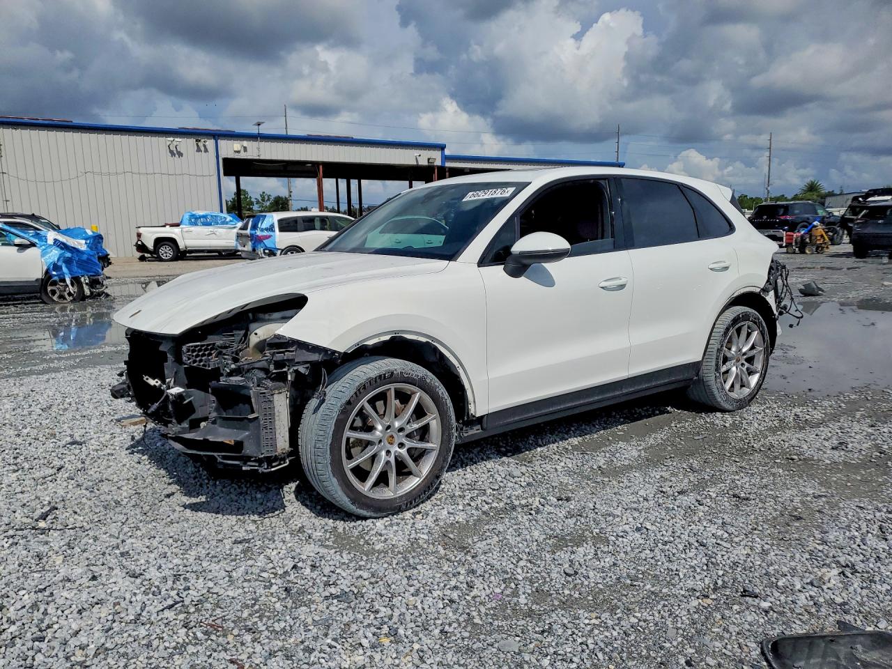 2019 PORSCHE CAYENNE