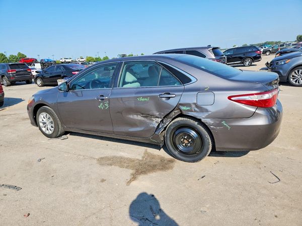 2017 TOYOTA CAMRY