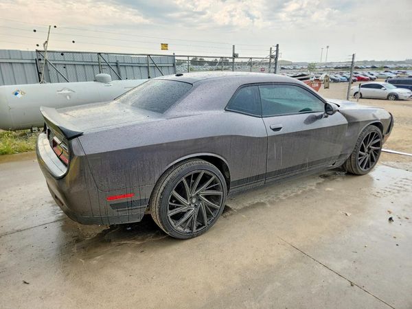 2017 DODGE CHALLENGER SXT