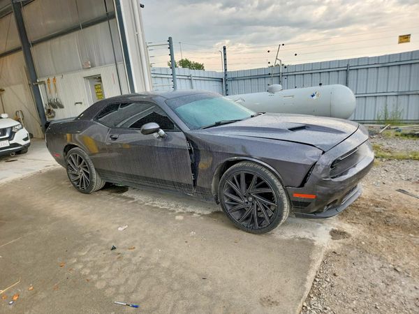 2017 DODGE CHALLENGER SXT