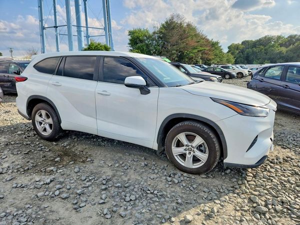 2023 TOYOTA HIGHLANDER — Passenger 3/4