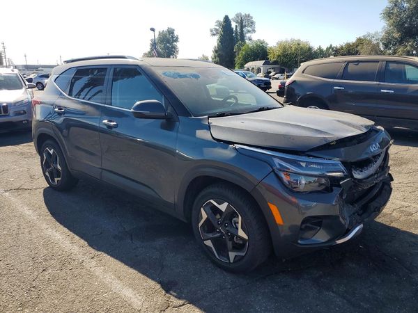2024 KIA SELTOS EX
