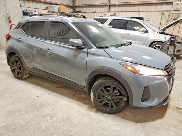 2024 NISSAN KICKS SV