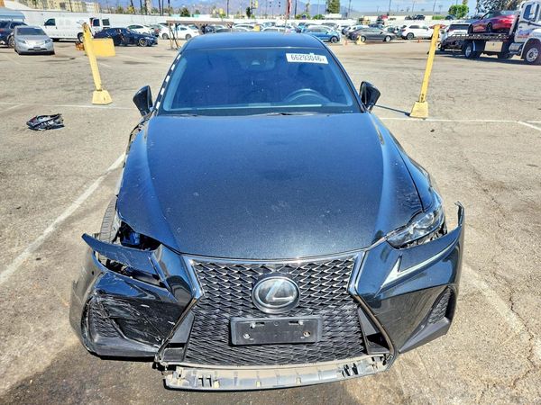 2019 LEXUS IS 300