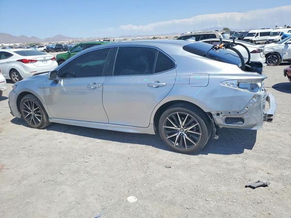 2024 TOYOTA CAMRY