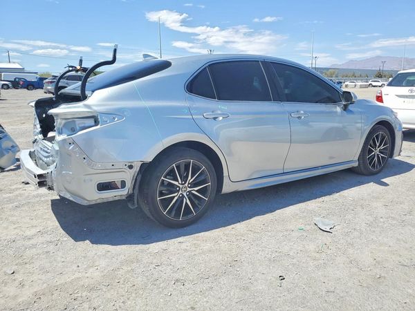 2024 TOYOTA CAMRY