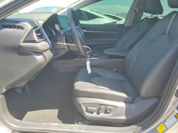 2024 TOYOTA CAMRY
