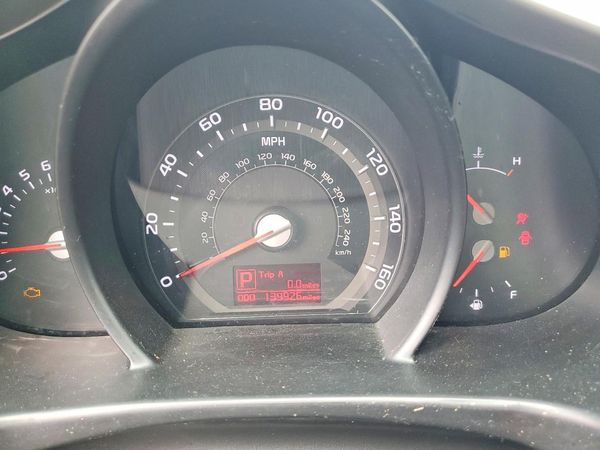 2014 KIA SPORTAGE LX
