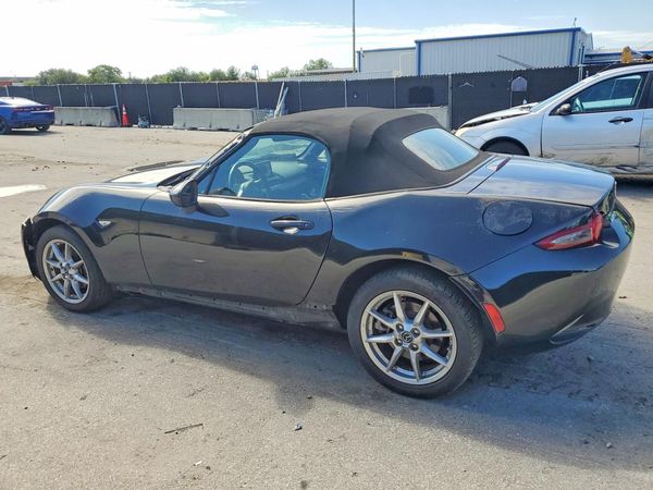 2018 MAZDA MX-5 MIATA Sport (Soft Top)