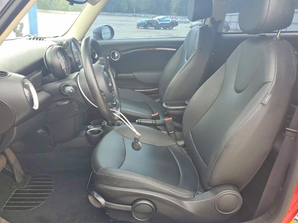 2012 MINI COOPER