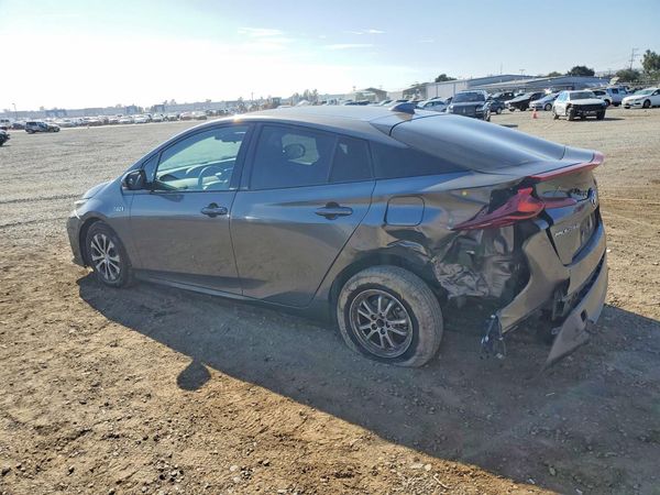 2020 TOYOTA PRIUS