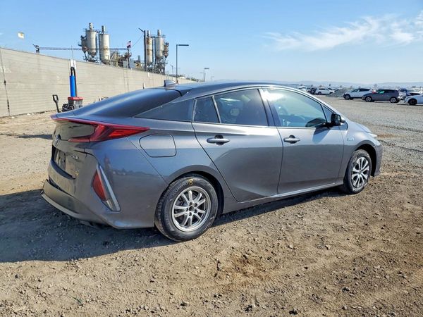 2020 TOYOTA PRIUS