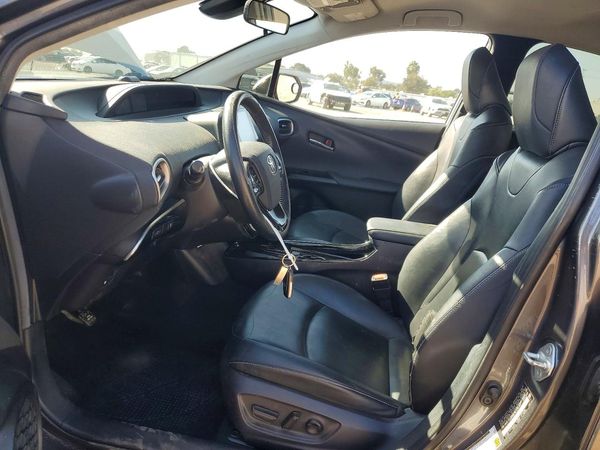 2020 TOYOTA PRIUS