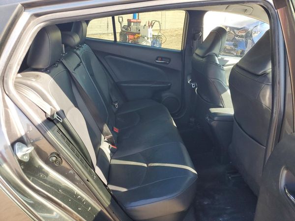 2020 TOYOTA PRIUS