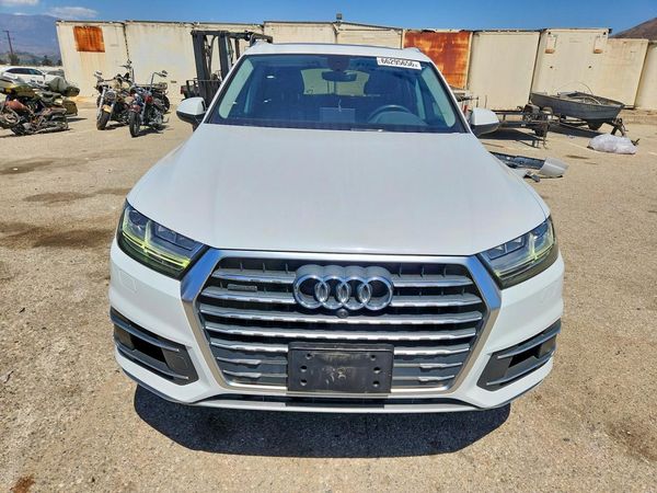2018 AUDI Q7